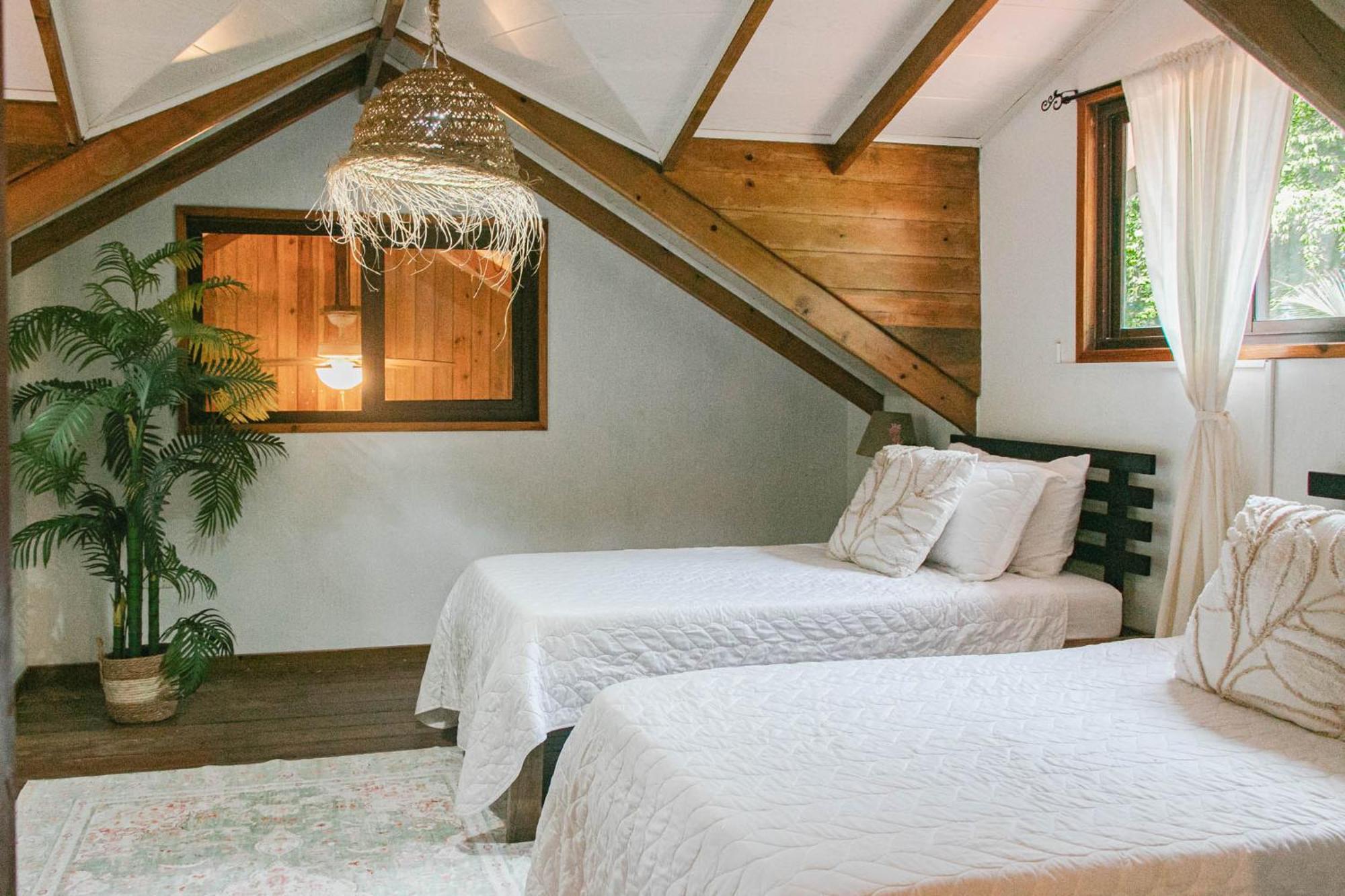 Casa De Mono Bocas Bed & Breakfast Big Creek Екстериор снимка